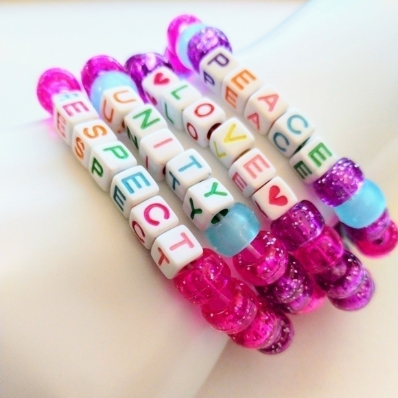 STACKABLE PLUR Set Kandi Bracelet Bundle - Picture 4 of 5